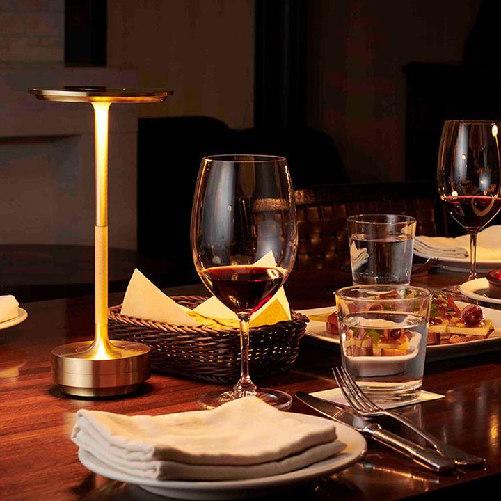 Portable Cordless Table Lamp - Adjustable light intensity - Coldesk