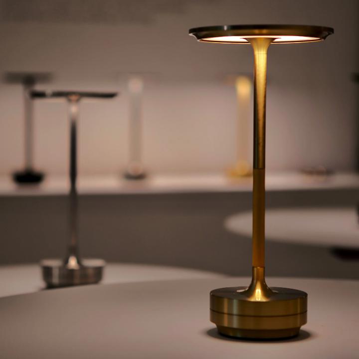Portable Cordless Table Lamp - Adjustable light intensity - Coldesk