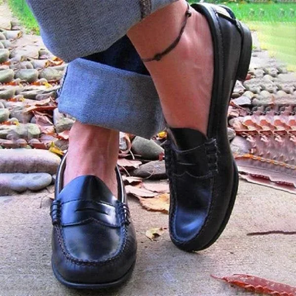 Women Vintage Slip On Loafers Low Heel PU Leather Loafers - Coldesk
